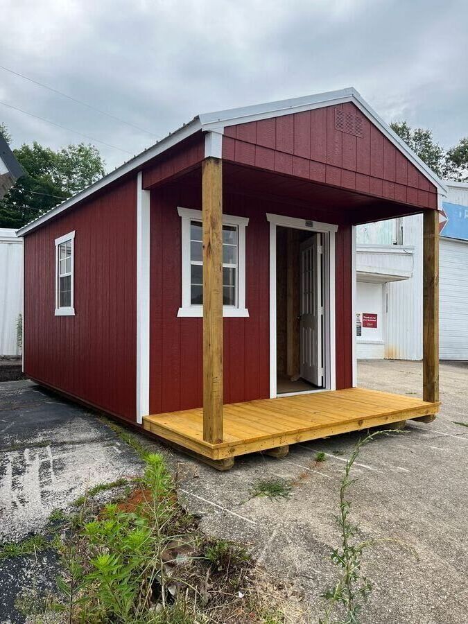 Utility Playhouse - 10X20